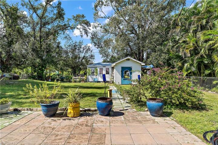 1167  Travis  AVE, NORTH FORT MYERS, FL 33903