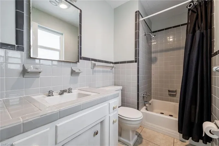 2307 Flora Ave, Fort Myers, Florida 33907