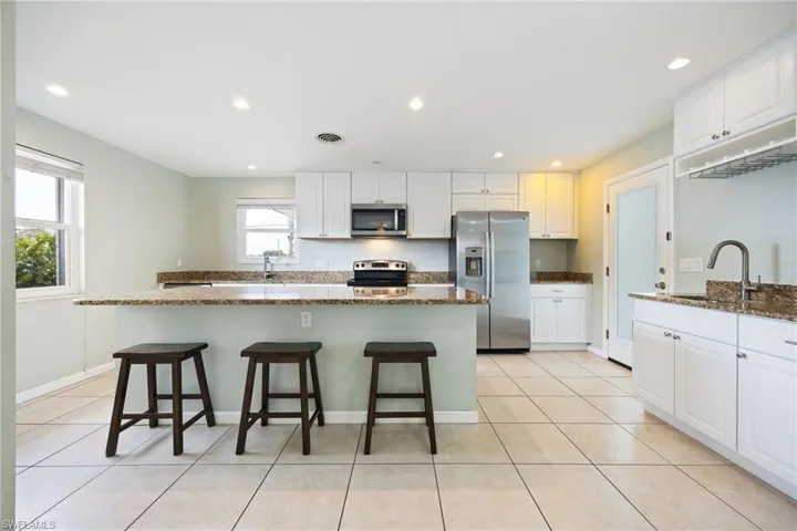 2307 Flora Ave, Fort Myers, Florida 33907