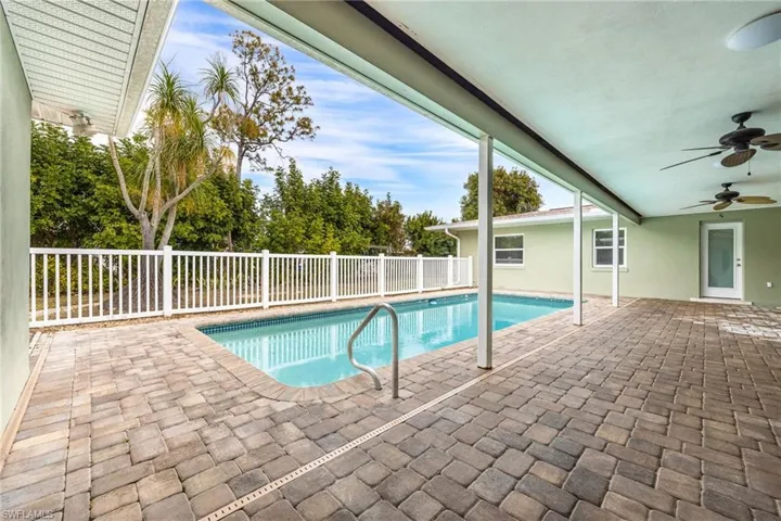 2307 Flora Ave, Fort Myers, Florida 33907