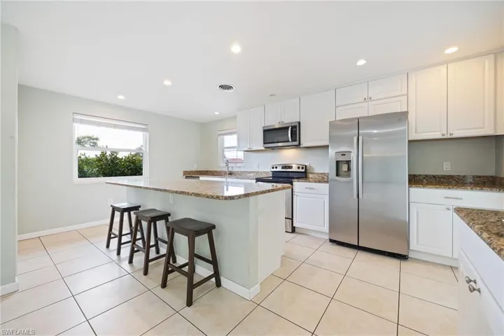 2307 Flora Ave, Fort Myers, Florida 33907