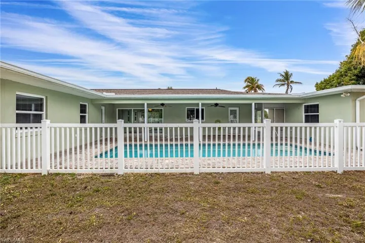 2307 Flora Ave, Fort Myers, Florida 33907