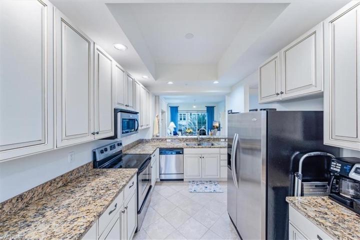 5068 Annunciation CIR # 4311, AVE MARIA FL 34142