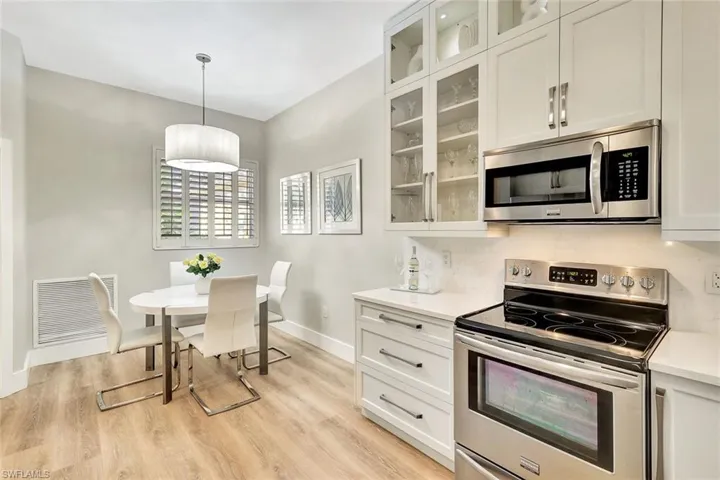 8108  SANCTUARY  DR, Naples, FL 34104