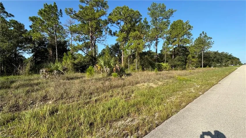 2523 53rd St W, Lehigh Acres, Florida 33971
