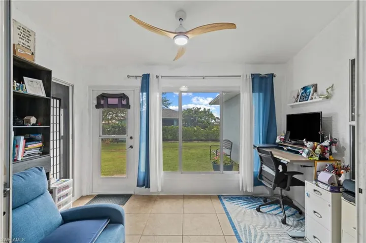 1208 Nw 15th Pl, Cape Coral, Florida 33993