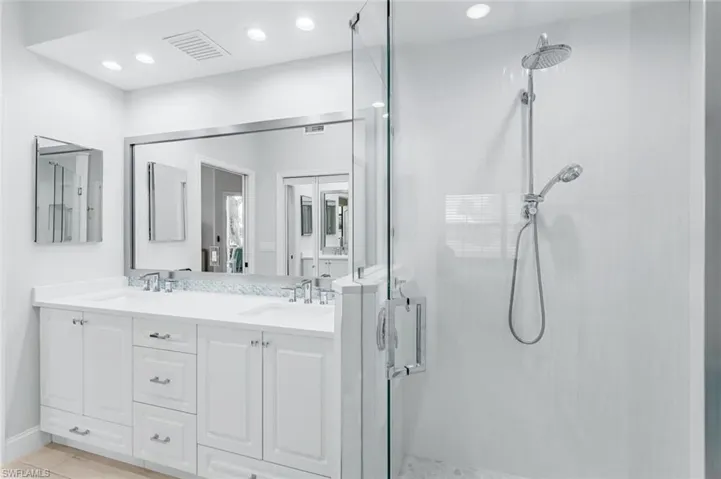 2390  Ravenna  BLVD, Naples, FL 34109