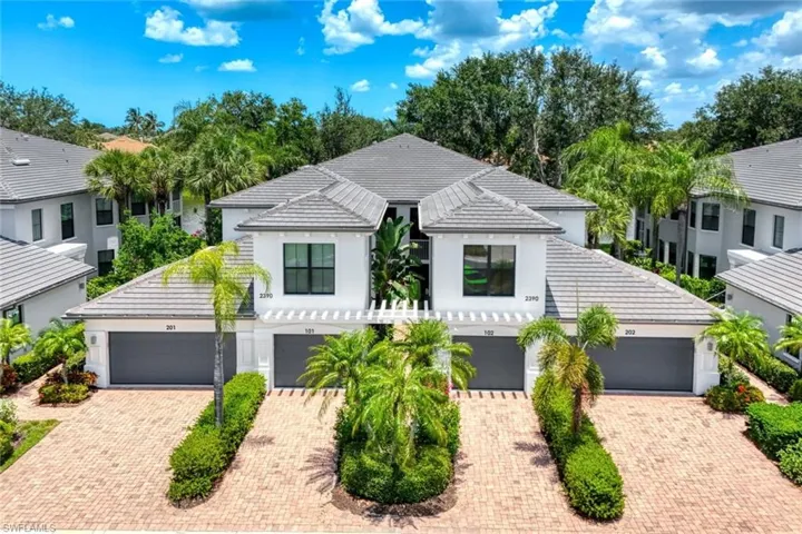2390  Ravenna  BLVD, Naples, FL 34109