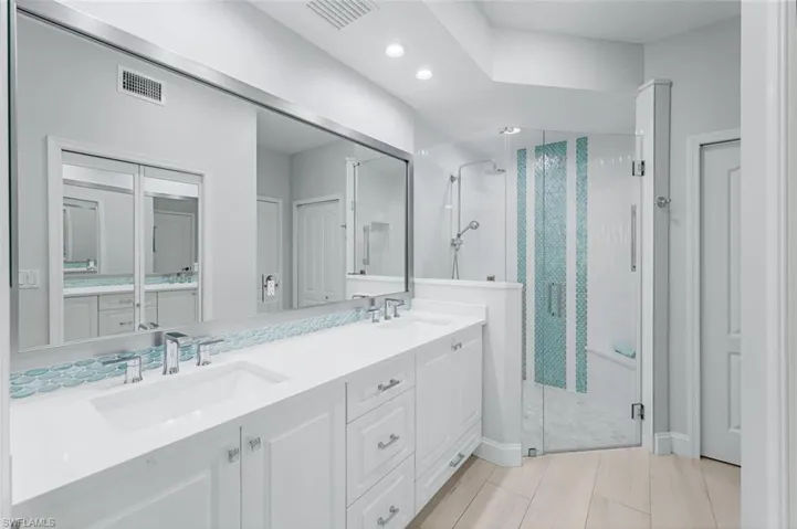 2390  Ravenna  BLVD, Naples, FL 34109