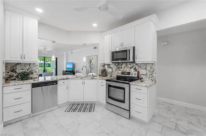 2390  Ravenna  BLVD, Naples, FL 34109
