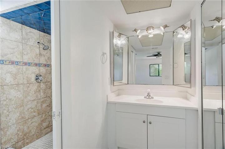 primary bath unit 1