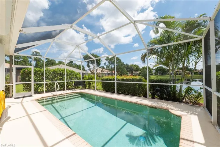 7755 Berkshire Pines Dr, Naples, Florida 34104