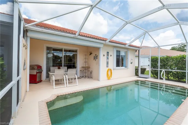 7755 Berkshire Pines Dr, Naples, Florida 34104
