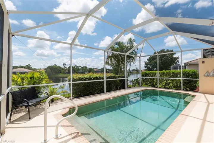 7755 Berkshire Pines Dr, Naples, Florida 34104