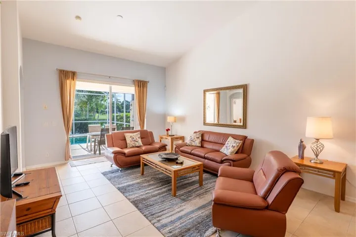 7755 Berkshire Pines Dr, Naples, Florida 34104