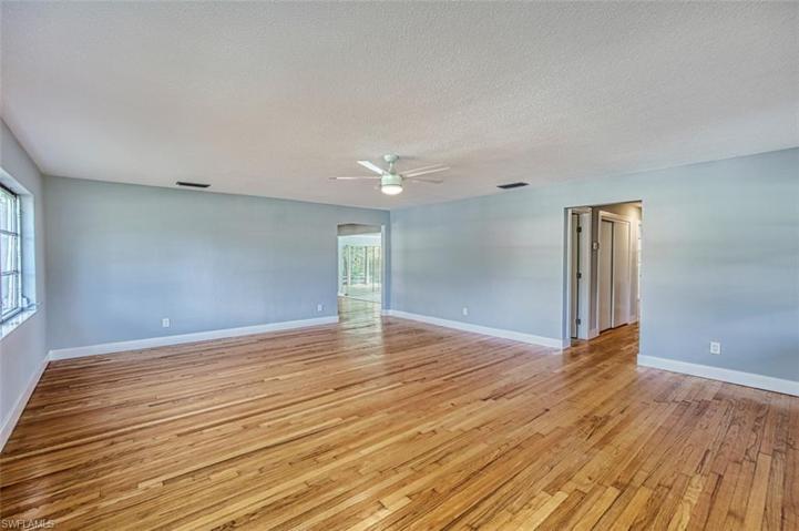 1505 Lynwood AVE, FORT MYERS FL 33901