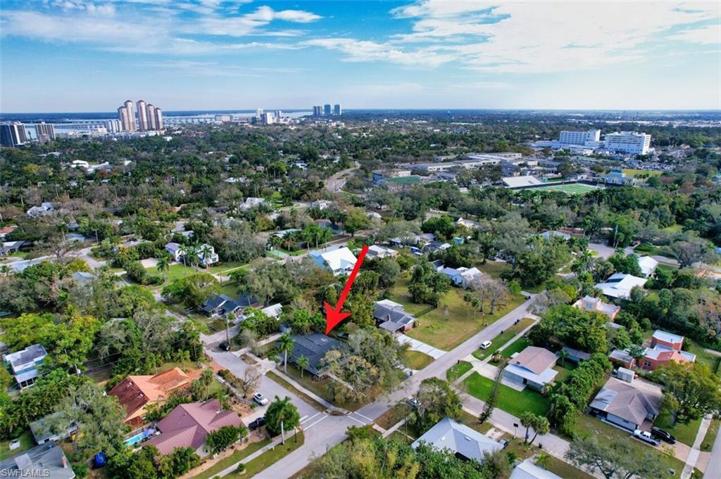 1505 Lynwood AVE, FORT MYERS FL 33901