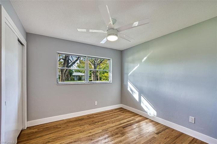 Guest bedroom #2 - would make a great den