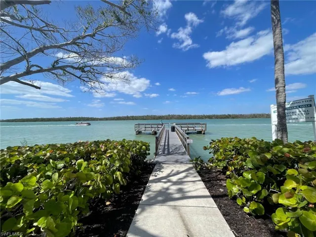 4142 Bay Beach Ln 4, Fort Myers Beach, Florida 33931