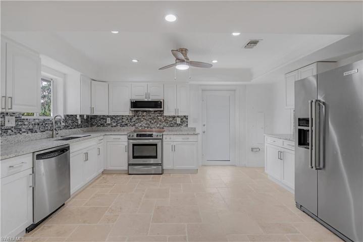 Apartment Kitchen