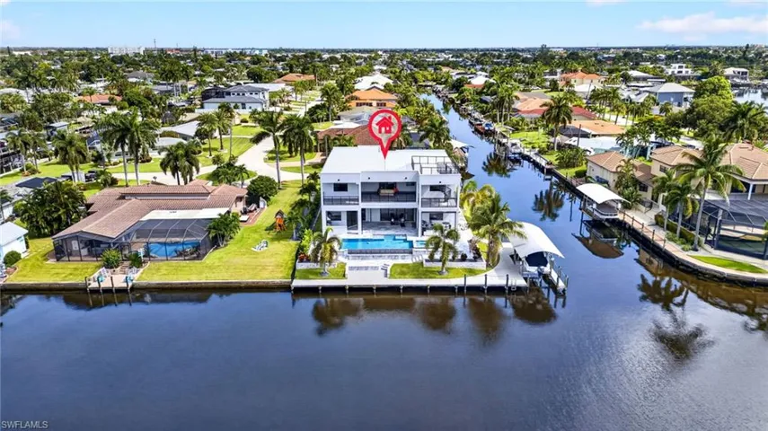 5362 Mayfair Ct, Cape Coral, Florida 33904