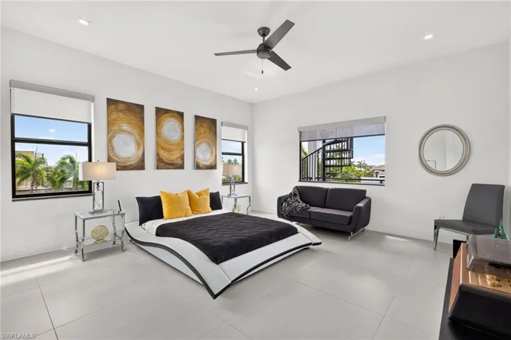 5362 Mayfair Ct, Cape Coral, Florida 33904