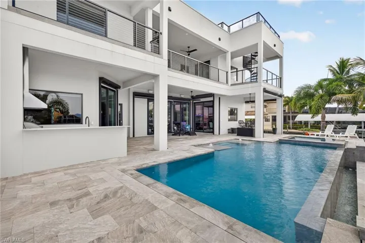 5362 Mayfair Ct, Cape Coral, Florida 33904