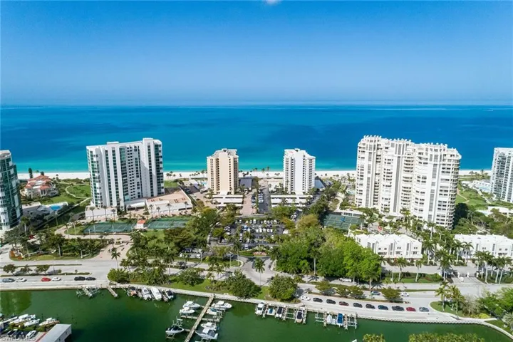 4005 Gulf Shore Blvd N 100, Naples, Florida 34103