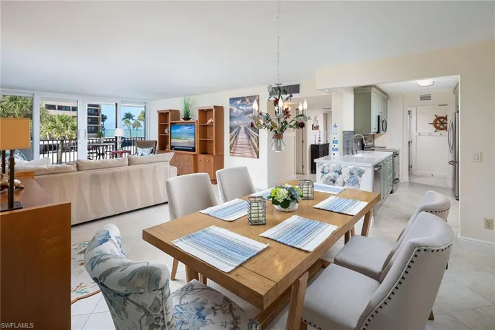 4005 Gulf Shore Blvd N 100, Naples, Florida 34103