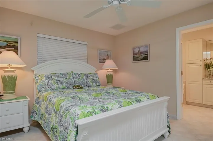 700  106th N AVE, Naples, FL 34108