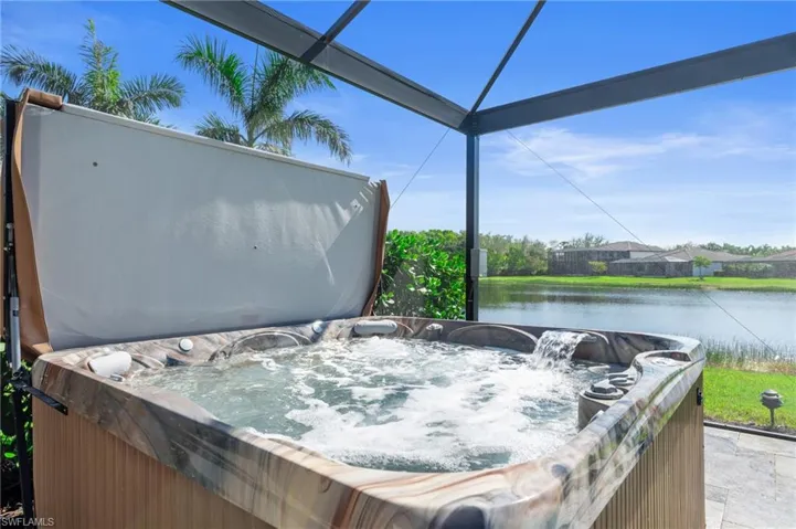 11985  Bay Oak  DR, Fort Myers, FL 33913