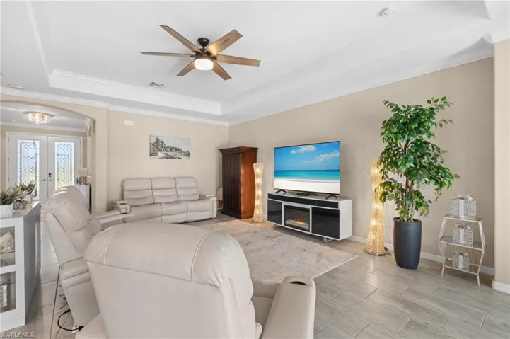 Great room with crown molding