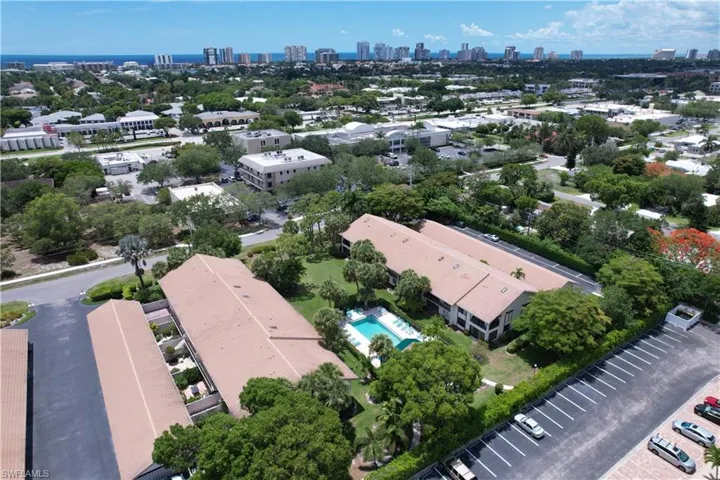 3370 10th St N 1304, Naples, Florida 34103