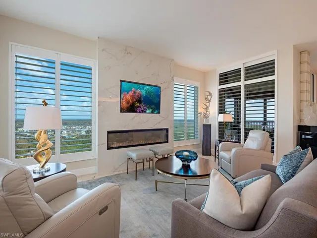 Family Room off Kitchen