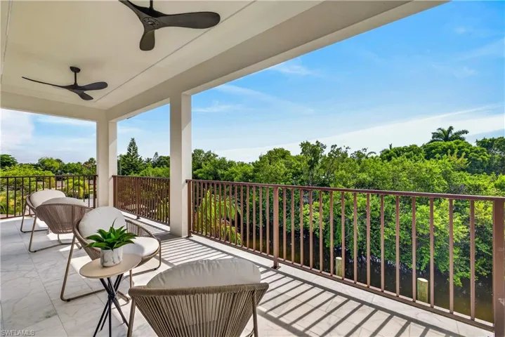 2949 Cypress St, Naples, Florida 34112