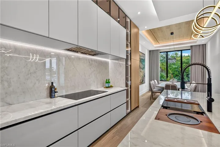 2949 Cypress St, Naples, Florida 34112