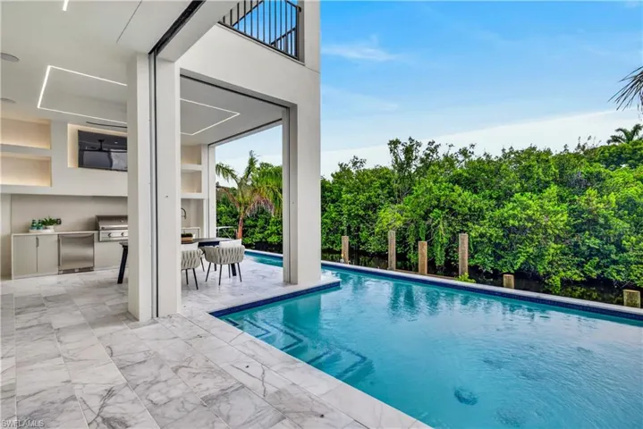 2949 Cypress St, Naples, Florida 34112