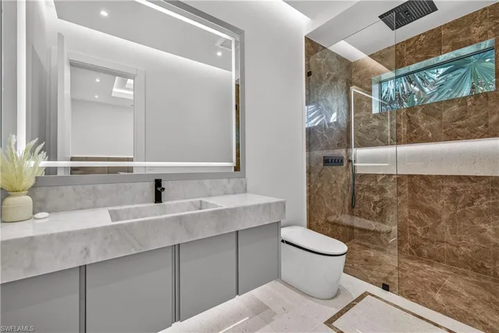 2949 Cypress St, Naples, Florida 34112
