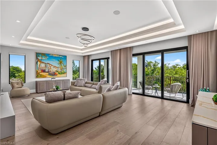 2949 Cypress St, Naples, Florida 34112
