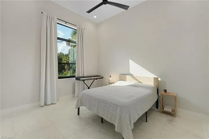 Bedroom with ceiling fan