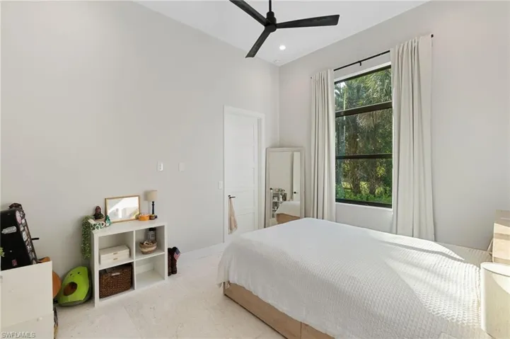 Bedroom with ceiling fan
