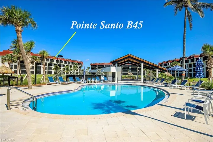 Island Complex pool