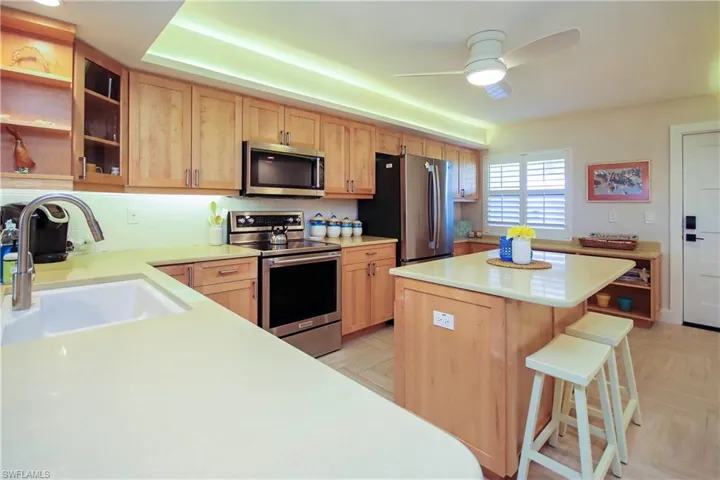 Recessed Lighting & Granite Counter Tops