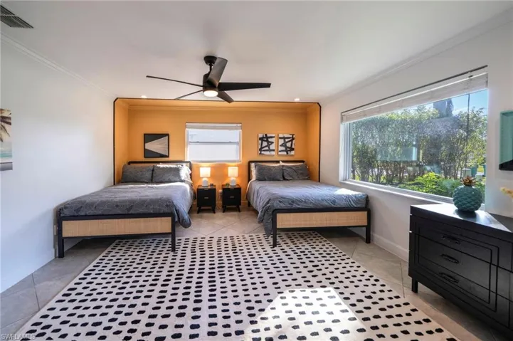 59 Wickliffe Dr, Naples, Florida 34110