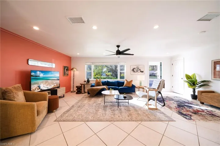 59 Wickliffe Dr, Naples, Florida 34110