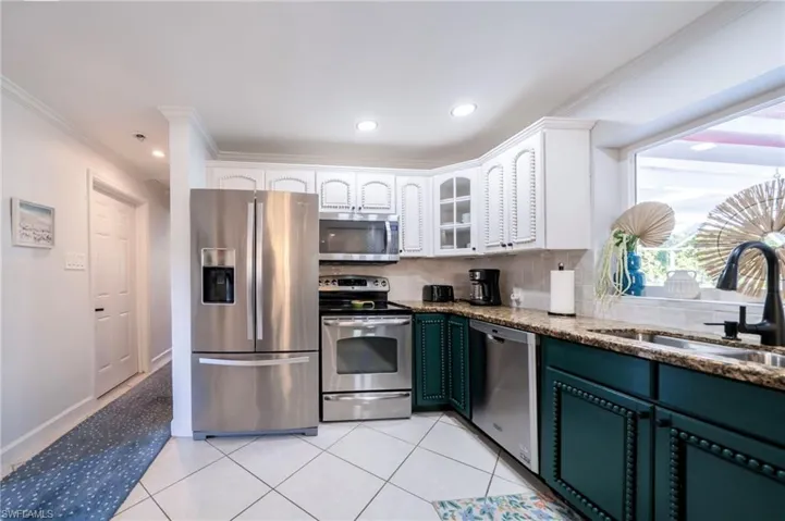59 Wickliffe Dr, Naples, Florida 34110