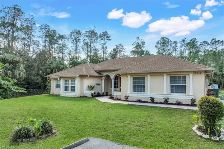 3460  6th SE AVE, Naples, FL 34117