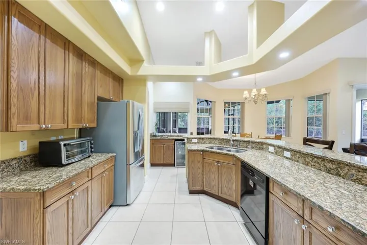 3460  6th SE AVE, Naples, FL 34117