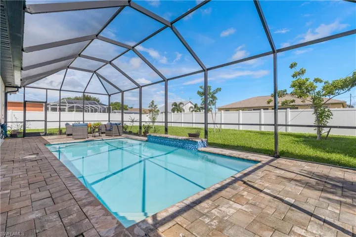 1213 Sw 11th Ter, Cape Coral, Florida 33991