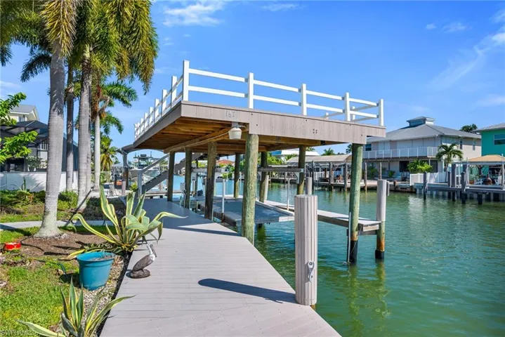 167 San Salvador St, Naples, Florida 34113